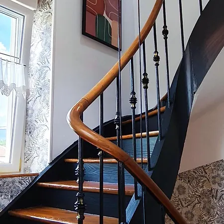 Alojamento de Acomodação e Pequeno-almoço Deux Avec Entrée Indépendante, Accès à Un Jardin - Fr-1-589-817