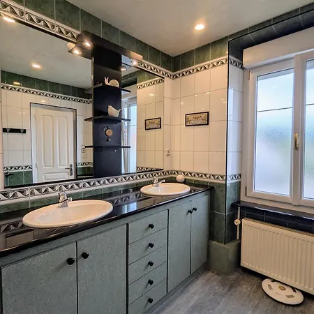 Deux Avec Entrée Indépendante, Accès à Un Jardin - Fr-1-589-817 Alojamento de Acomodação e Pequeno-almoço