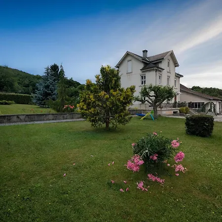 Deux Avec Entree Independante, Acces A Un Jardin - Fr-1-589-817 Fraize