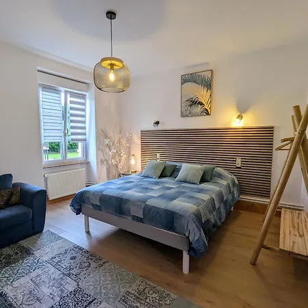 Deux Avec Entree Independante, Acces A Un Jardin - Fr-1-589-817 * Fraize